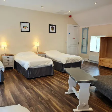 Ridge-rock 3* Carrick on Shannon