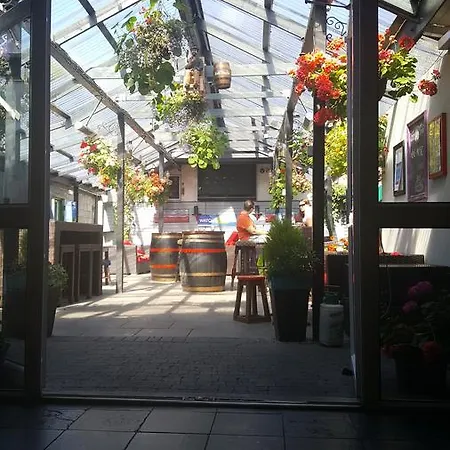 Ridge-rock 3* Carrick on Shannon